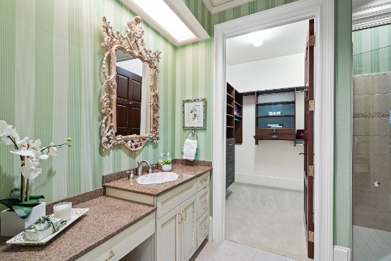 bathroom in guest suite at 12324 birchfalls drive