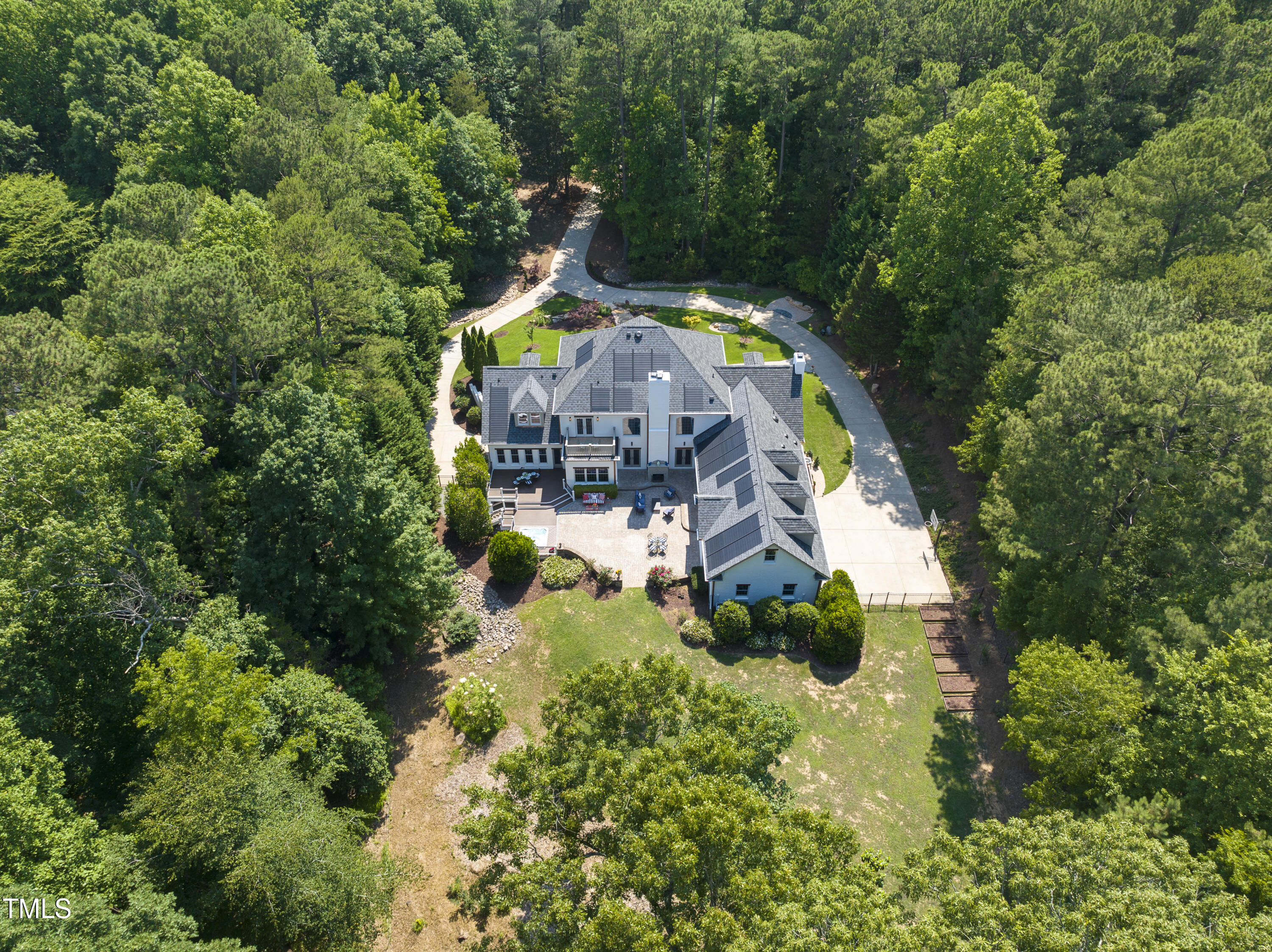 1129 ERINS WAY LANE