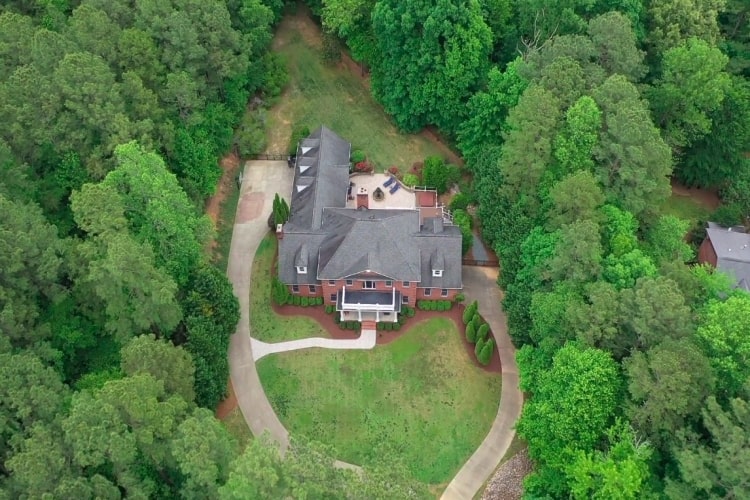 1129 Erins Way Ln, Raleigh, NC 27614